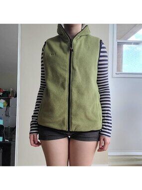 Oobe Vintage Y2K Gorpcore Nylon Reversible Padded Fleece Utility Puffer Vest (L)
